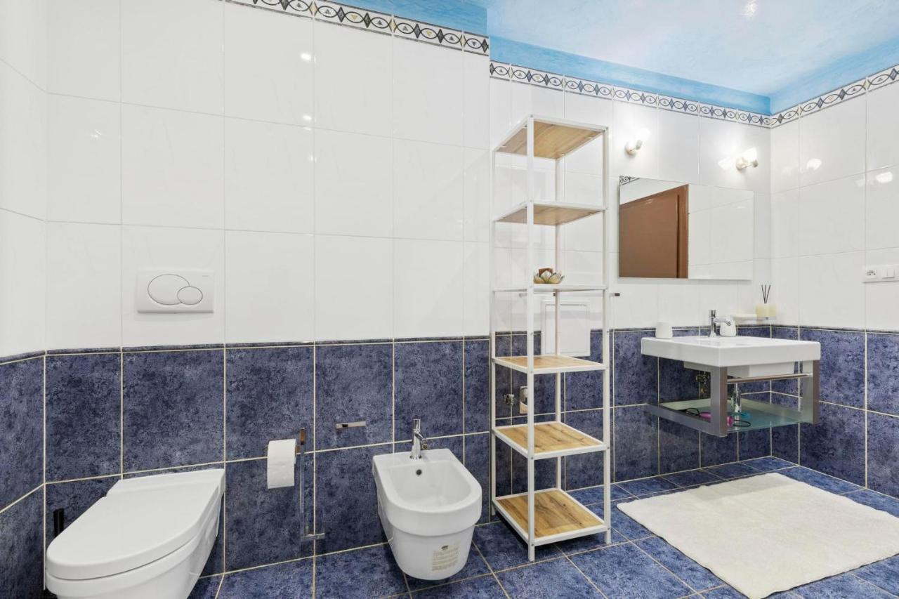Family Hub In Centre Lejlighed Bratislava Eksteriør billede